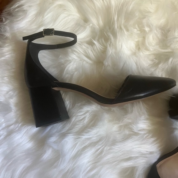 Copper Key stylish leather block heel pointed toe pumps - Picture 3 of 5